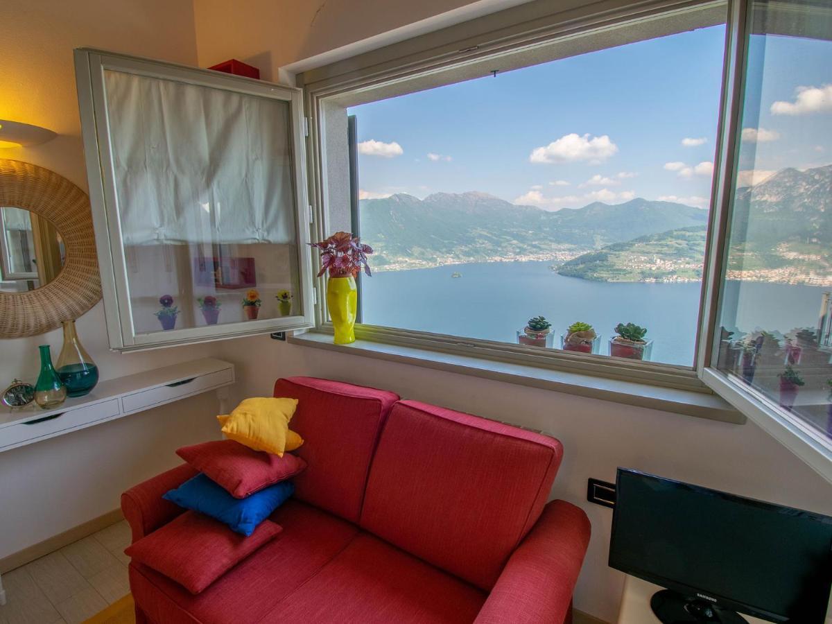 Cherubino - Stunning Lake View With Swimming Pool Parzanica Экстерьер фото